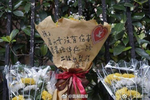 🗳️ESPN晒快船阵容图发问：他们新赛季在西部能走多远？